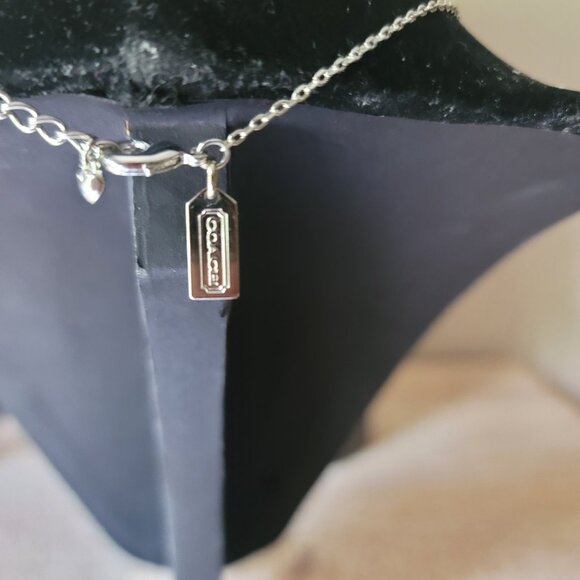 COACH-Flower Medallion Necklace with Rhinestones (Brand New)(Gift box included) - Picture 3 of 13